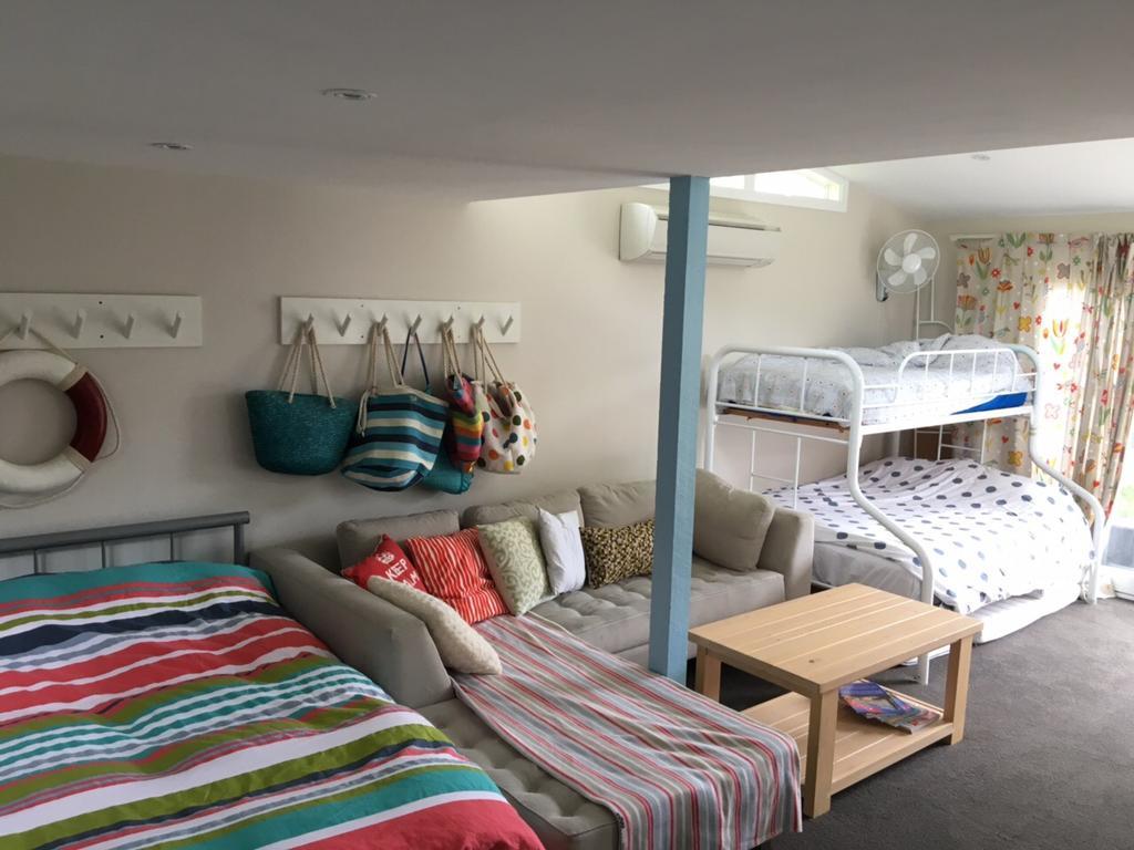 Beach House Getaway 1 Смитс-Бич Экстерьер фото